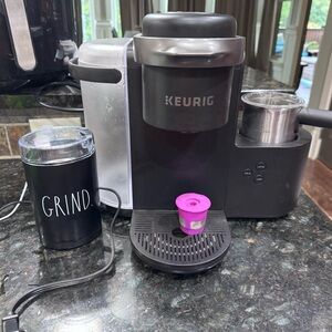 Keurig Coffee Maker with Black and Pink Accents